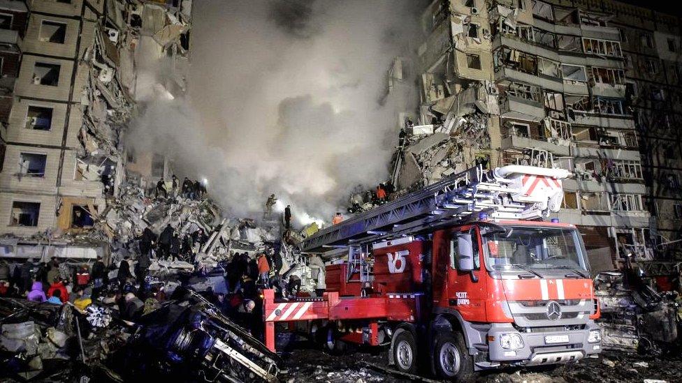 Week 6 in Retrospect: Top 10 Global Headlines (Feb 1–7 2026) - Key World Events & Analysis