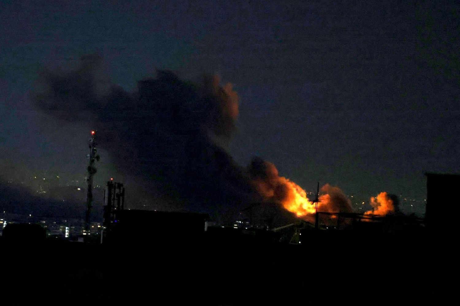 Escalation Raises Global Oil Fears as Iran-Backed Houthis Join War Against Israel