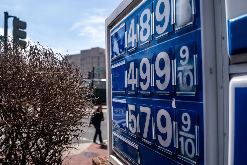 US Gas Prices Hit Highest Levels Since 2022