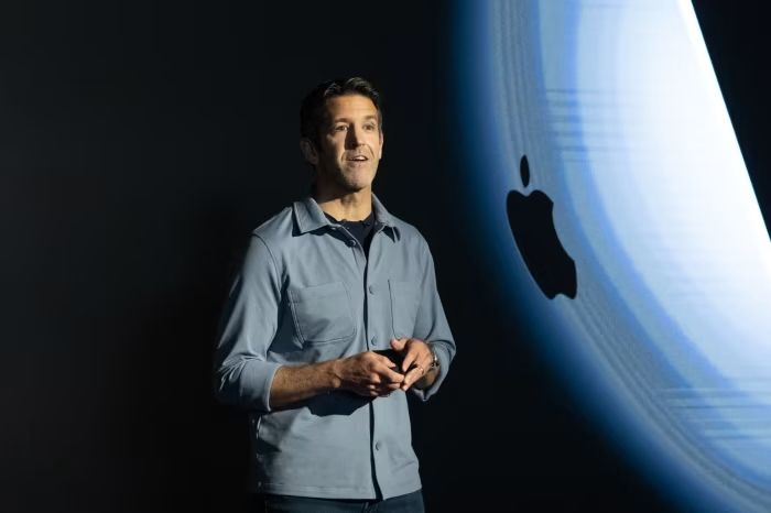New Era at Apple: John Ternus Named CEO as Tim Cook Steps Down After 15 Years