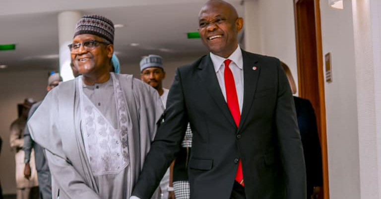 Dangote Slams ‘False Claims’ on Refinery Financing, Denies Rift with Elumelu