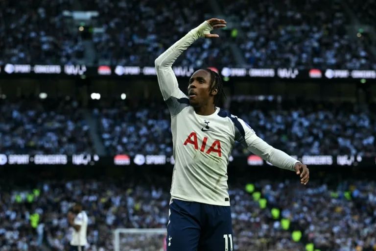 Leeds United Draw Leaves Tottenham Hotspur Facing Growing Relegation Fears in Dramatic Premier League Struggle