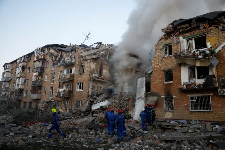 Large-Scale Russian Attack on Ukraine Leaves Four Dead, Dozens Injured as Kyiv Endures Massive Missile Barrage