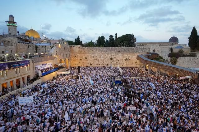 Tensions Rise at Jerusalem’s Holiest Site as Israeli Nationalists Challenge Longstanding Status Quo