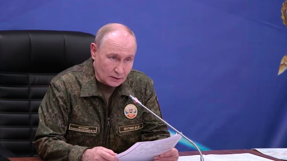 Russian Fuel Shortages Deepen Amid Ukraine War: Will Mounting Pressure Force Putin to Change Strategy?