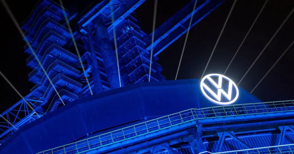 Volkswagen Approves Plan to Cut Another 50,000 Jobs in Historic Restructuring
