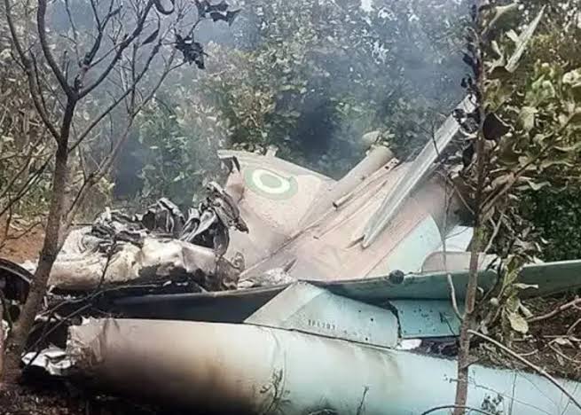 NAF Plane Crash in Ondo Kills 25 Military Personnel and Passengers