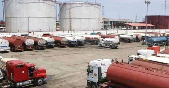 Marketers Reject FG’s Plan to Cap Petrol Price at ₦1,350 Per Litre